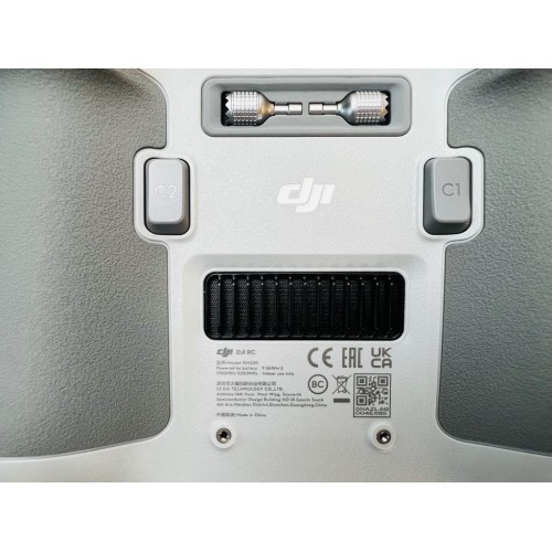 Квадрокоптер DJI Mavic 3 Pro в Симферополе с пультом DJI RC
